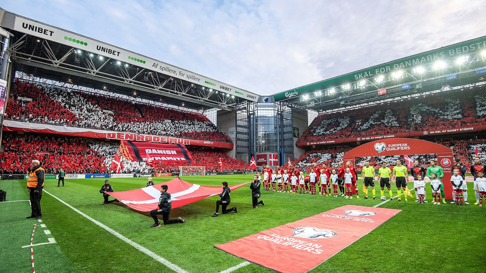 Herrelandsholdets kampe vises fra 2022 igen på TV2