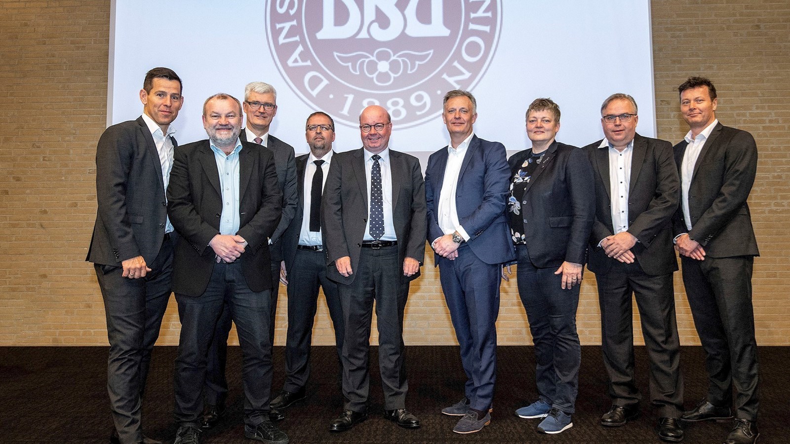DBU-formand: Det går godt i dansk fodbold